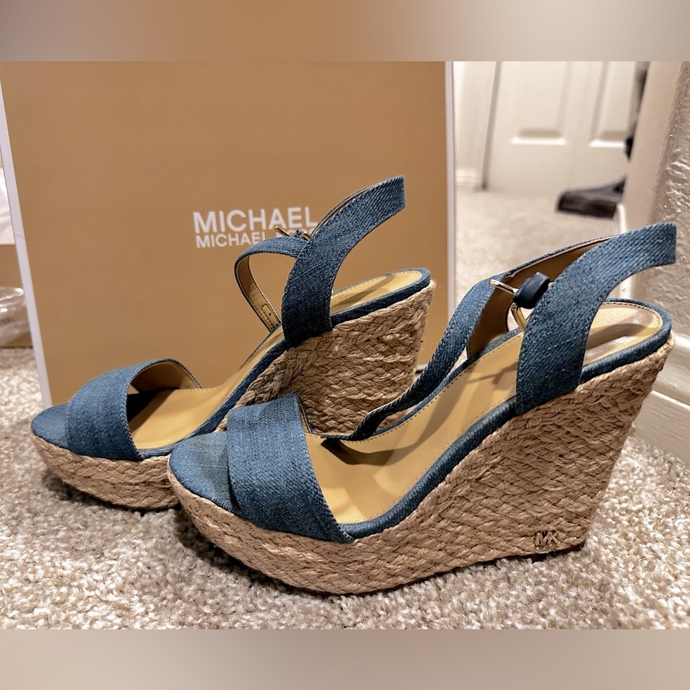 Michael Kors Jill Wedge-Denim size 7M